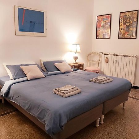 Central Chic Apartment جنوة المظهر الخارجي الصورة