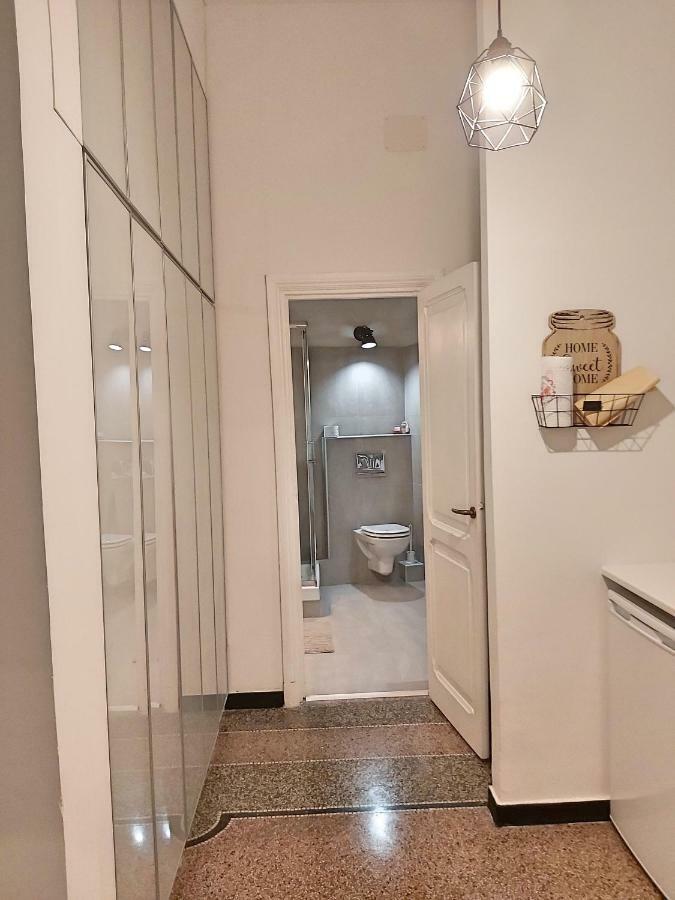 Central Chic Apartment جنوة المظهر الخارجي الصورة